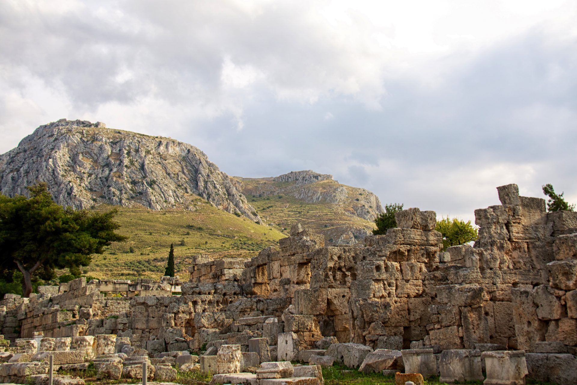 “Adventure Awaits: Exploring Corinth’s Natural Beauty”